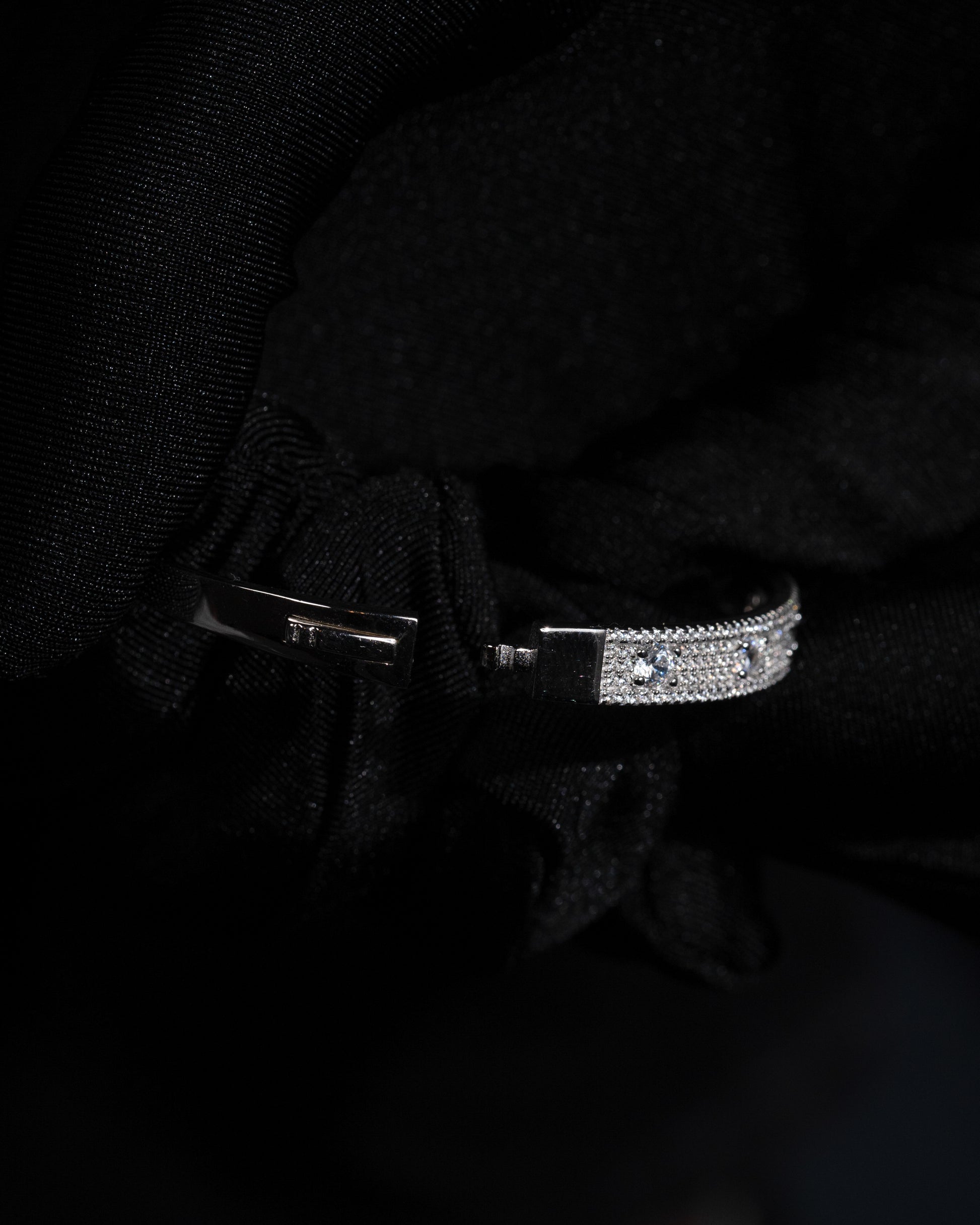 Luxurious Stone Band - Kejsar